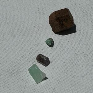 North Carolina Mined Gems Rough Uncut Sapphire Emerald Garnet Aquamarine Lot